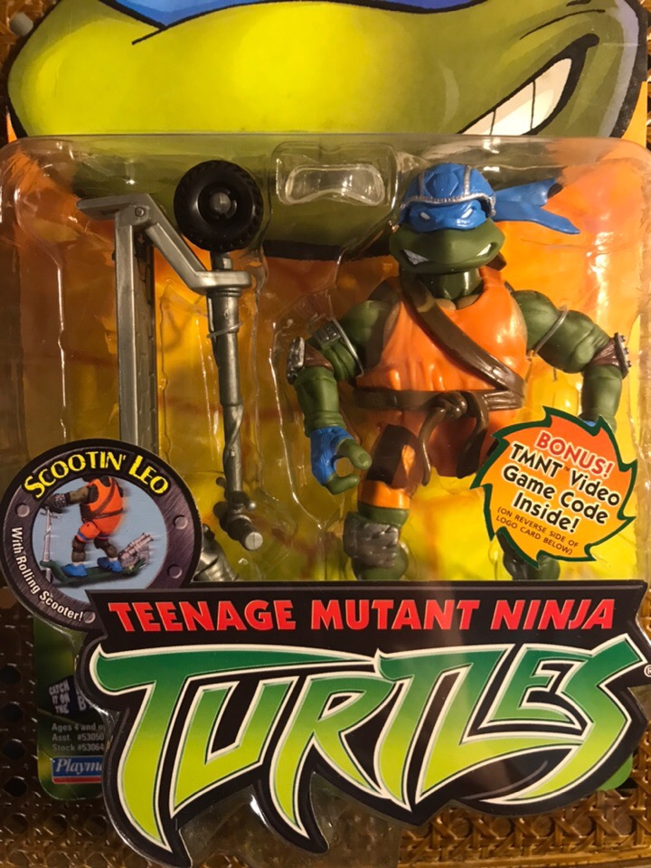 Scootin Leo Teenage Mutant Ninja Turtle Playmates Action Figure